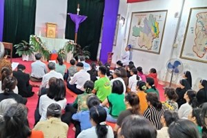 GP.Hưng Hóa - Thánh lễ Tiệc Ly tại giáo xứ Yên Bái